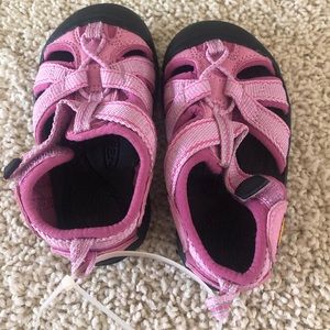 Brand New Toddler Girl Keen Sandals